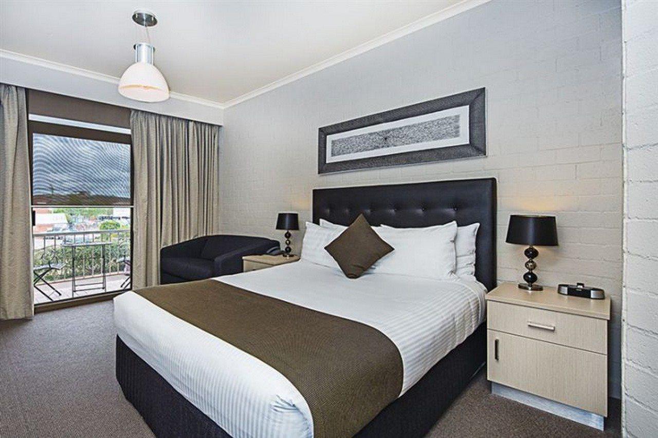 Mantra Pavilion Hotel Wagga Wagga Exterior photo