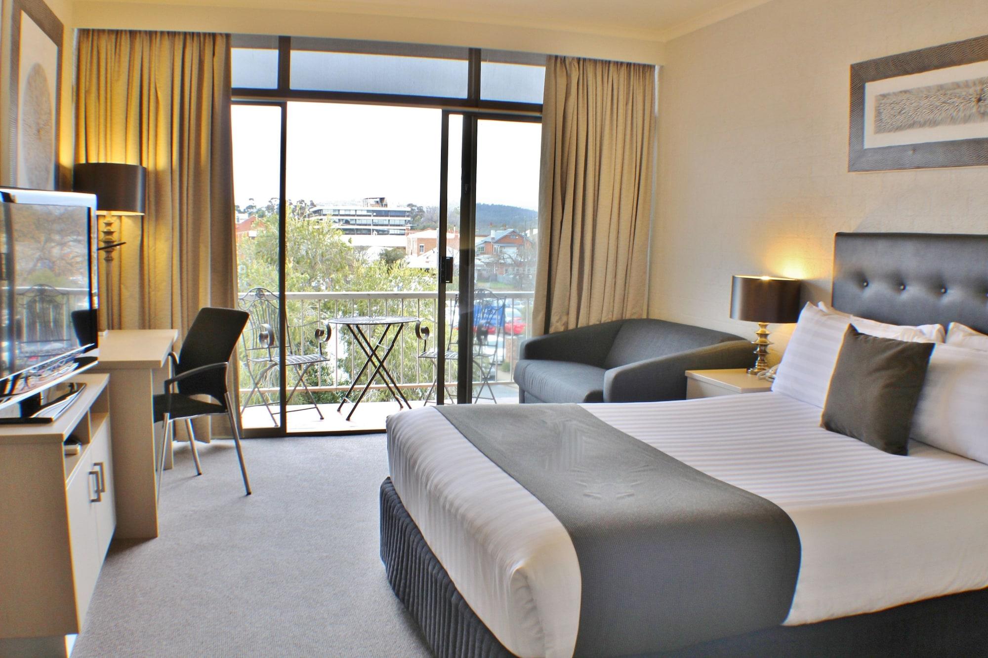 Mantra Pavilion Hotel Wagga Wagga Exterior photo