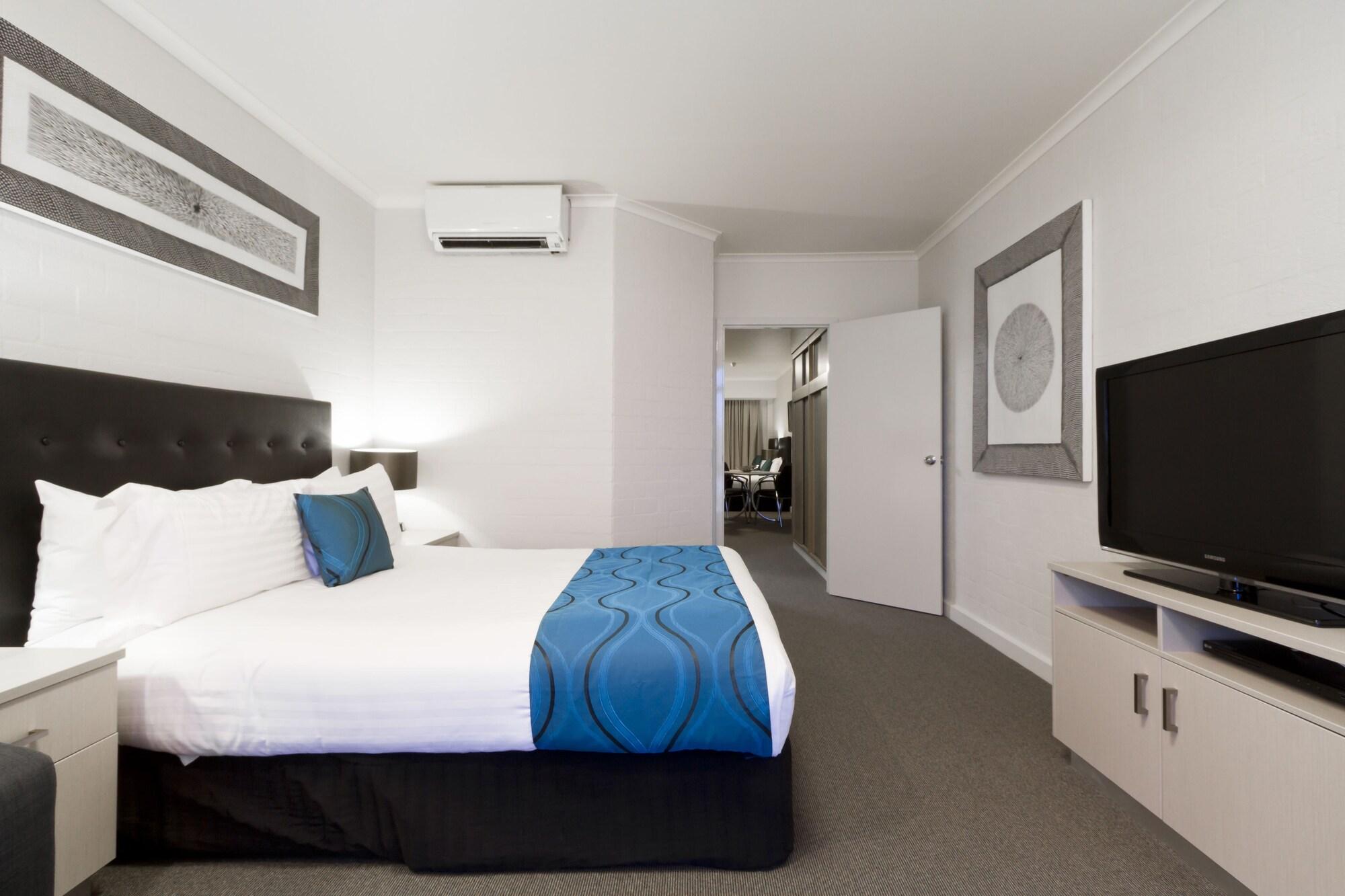 Mantra Pavilion Hotel Wagga Wagga Exterior photo